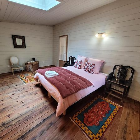 Hotel Lekker Slaap à Parthenay Extérieur photo