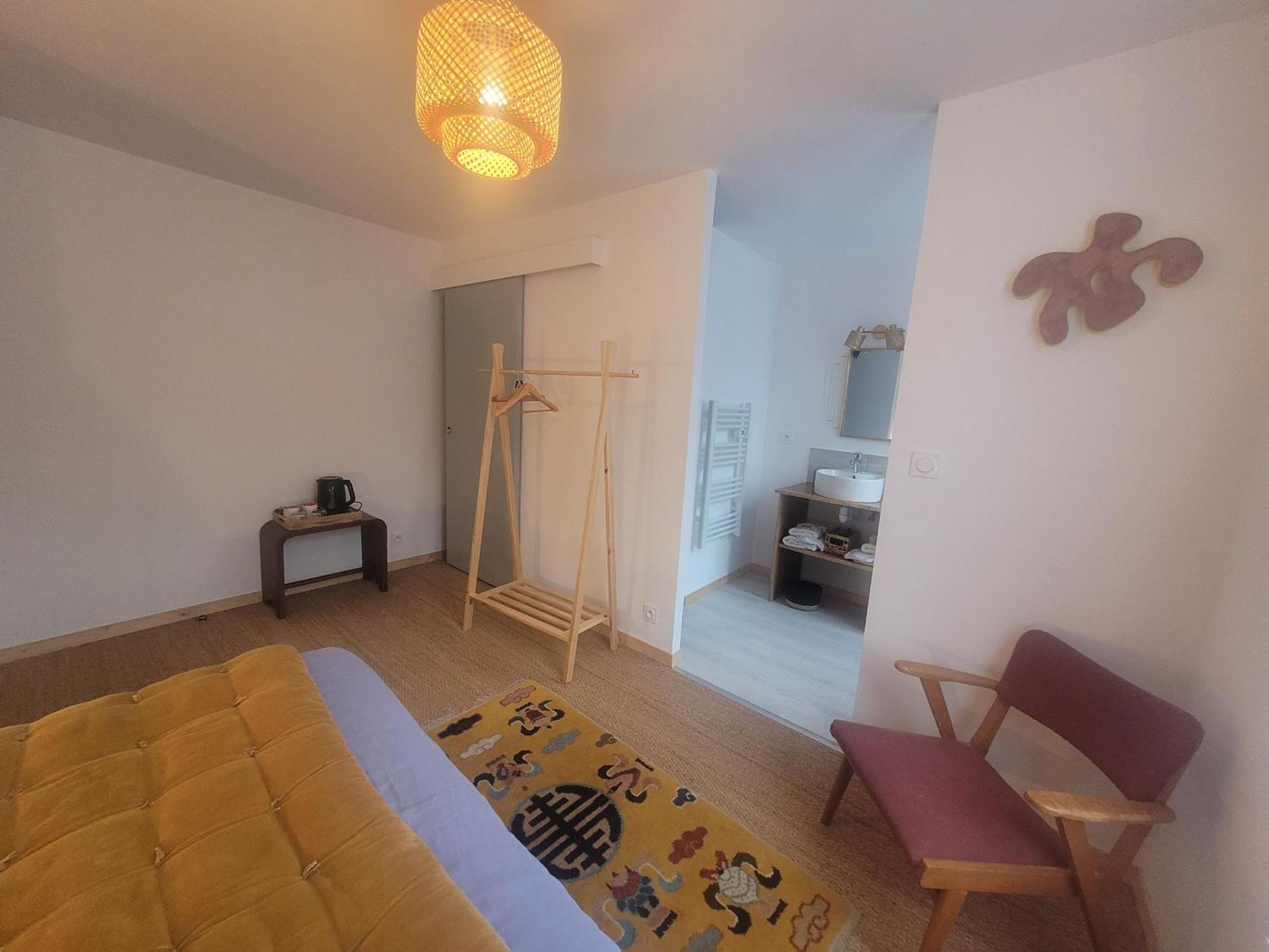 Hotel Lekker Slaap à Parthenay Extérieur photo