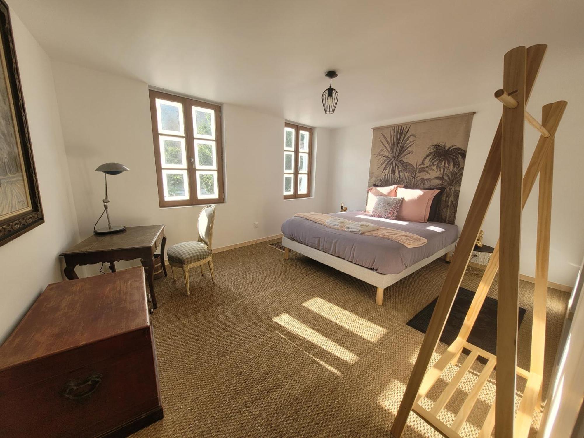 Hotel Lekker Slaap à Parthenay Extérieur photo