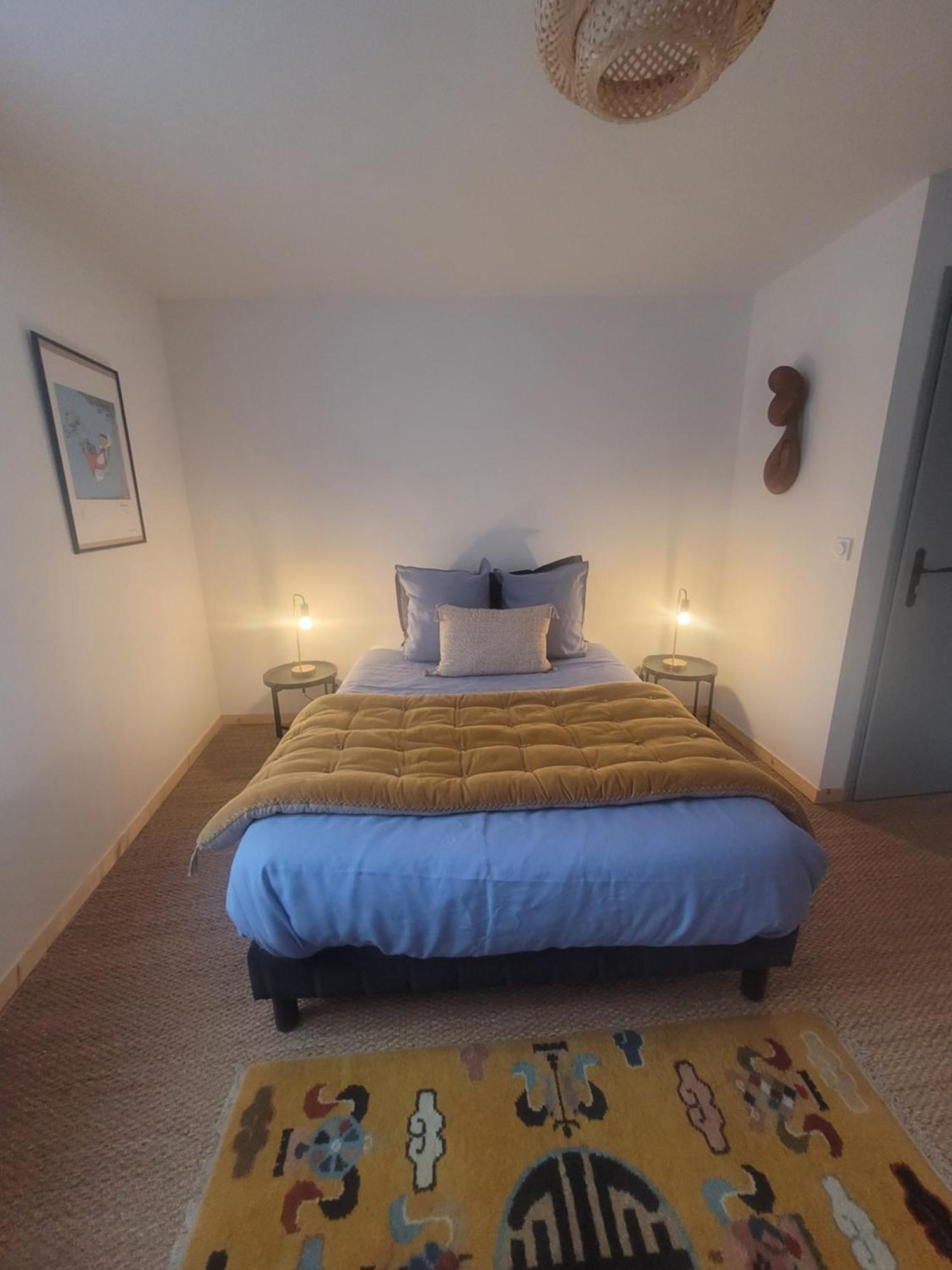 Hotel Lekker Slaap à Parthenay Extérieur photo
